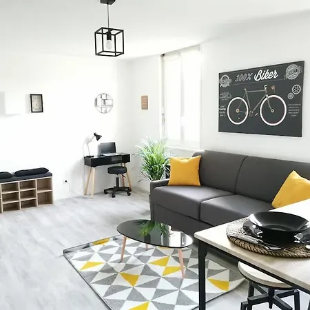 Le Biking *studio Apartment *